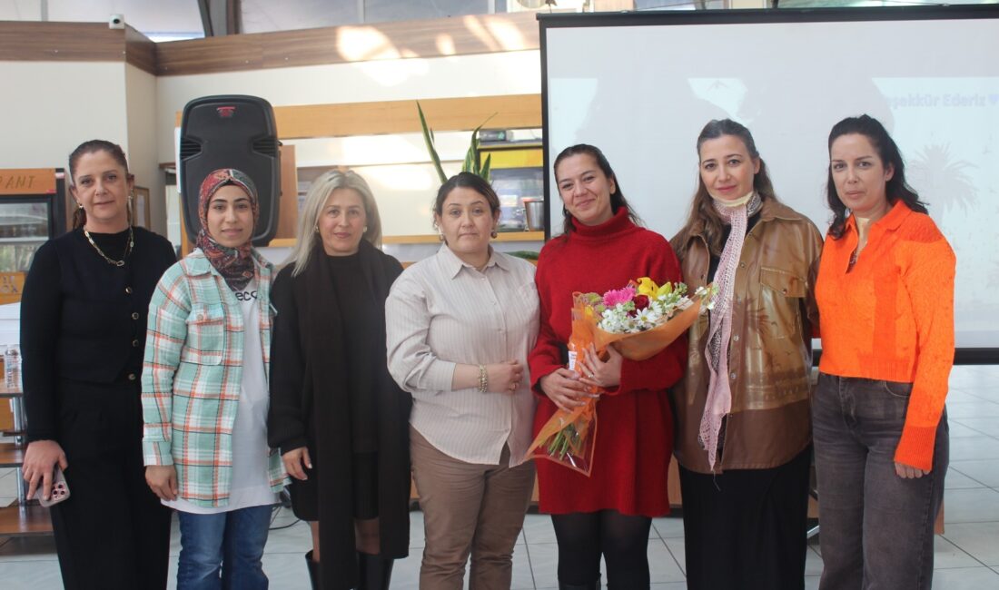 İzmir Büyükşehir Belediyesi okul aile birlikleriyle el ele vererek eğitimde