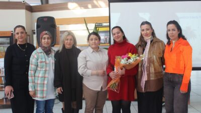 İzmir Büyükşehir Belediyesi okul aile birlikleriyle el ele vererek eğitimde