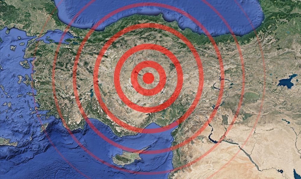 Kahramanmaraş Onikişubat'ta 4 büyüklüğünde korkutan deprem meydana geldi. AFAD derinliği