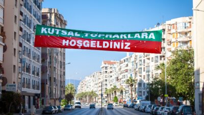 Karşıyaka Belediyesi, 31 kardeş şehri buluşturan "Kardeş Kadrajlar" fotoğraf yarışmasını