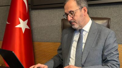 AK Parti İzmir Milletvekili Mehmet Kasapoğlu, AA'nın "Yılın Kareleri" oylamasına