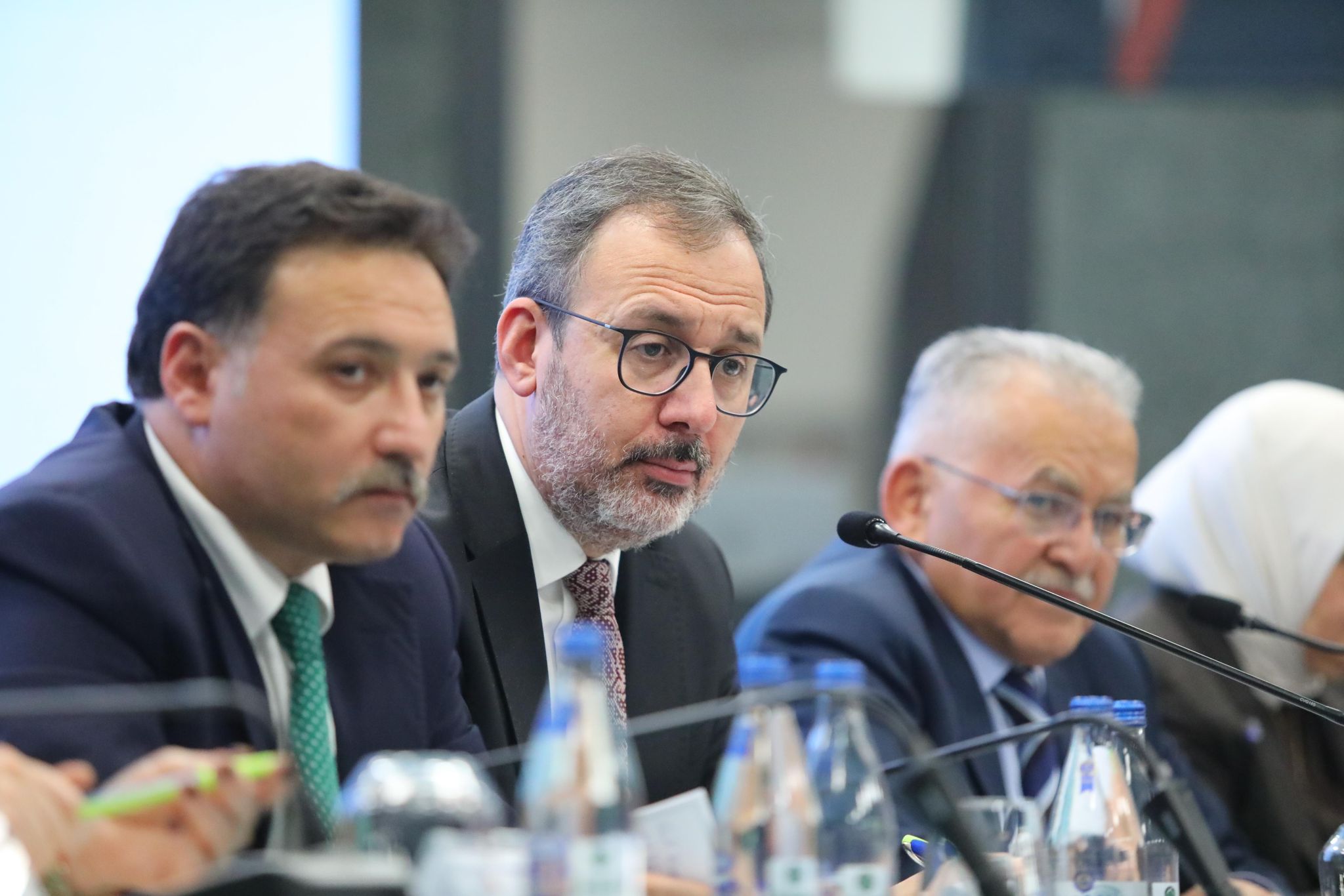 Komisyon Başkanı Mehmet Kasapoğlu, engelli bireylerin sorunları için Kayseri’de bölge