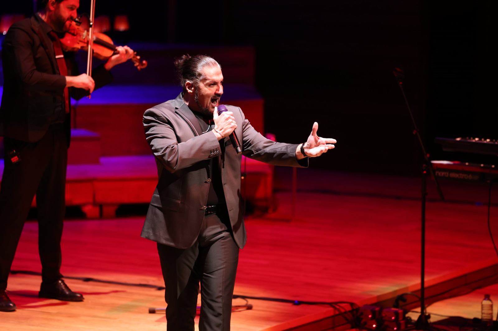 Ünlü tenor Levent Gündüz, 30. sanat yılını İzmir'de muhteşem bir