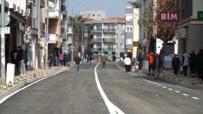 İzmir Büyükşehir Belediyesi, Seferihisar'daki Şehit General Temel Cingöz Caddesi’ni baştan