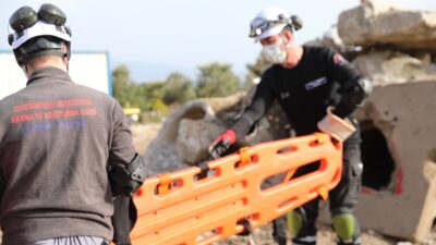 Seferihisar SAK ekibi, AFAD akreditasyonuyla aylık rutin eğitim ve tatbikatlarını