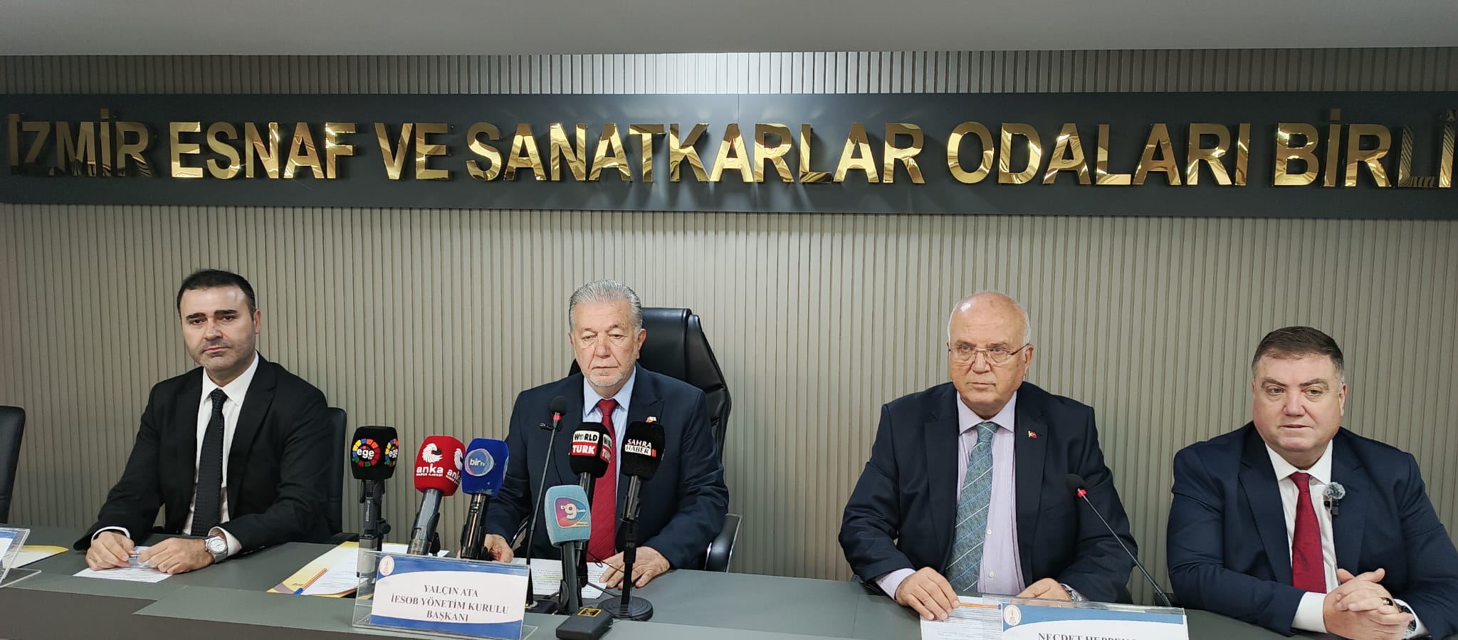 İzmir Esnaf ve Sanatkarlar Odaları Birliği Başkanı Yalçın Ata, 'paylaşımlı