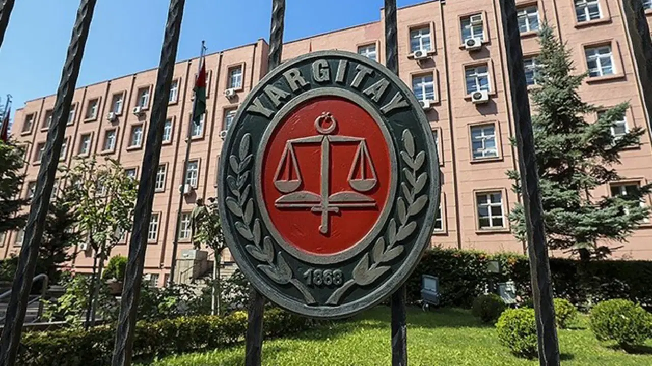 Yargıtay, anlaşmalı boşanma sonrası açılan tazminat davasında tarihi bir karar