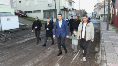 Çiğli'de Köyiçi ve Dere Caddesi yenileniyor. Başkan Yıldız, asfalt ve