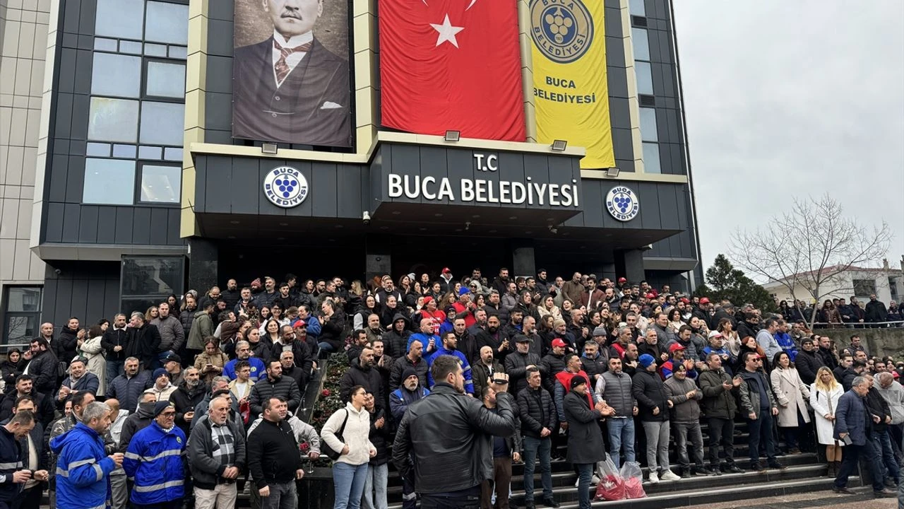 Buca Belediyesi'nde işçi krizi çözüldü! Belediye yönetiminden gelen ödeme sözü