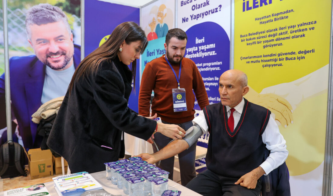 Buca Belediyesi yaşlı dostu projelerini PAL EXPOCARE Fuarı'nda tanıttı! Başkan