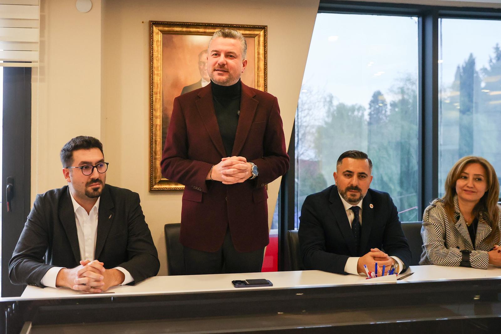 Görkem Duman’dan CHP yönetimine hayırlı olsun ziyareti