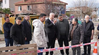 Kemalpaşa'da selin izlerini silmek için ekipler 2 haftadır 7/24 sahada