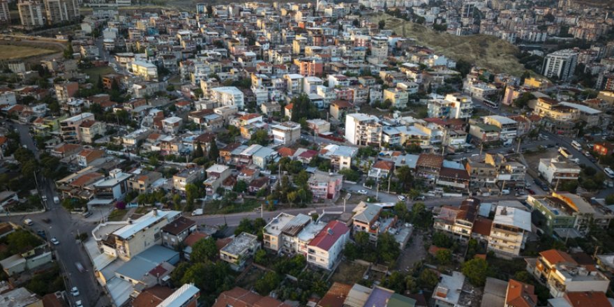 Karşıyaka Kamulaştırma Kararı: 35 Metrelik Dev Yol Geliyor! Karşıyaka kamulaştırma kararı çıktı! Cumhuriyet Mahallesi'nde 35 metrelik yol için