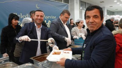 Seferihisar Belediyesi iftar sofraları Ürkmez ve Merkez'de kuruldu! Başkan İsmail