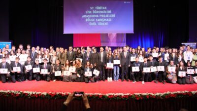 TÜBİTAK lise projeleri ödülleri İzmir'de sahiplerini buldu! 30 bin rekor