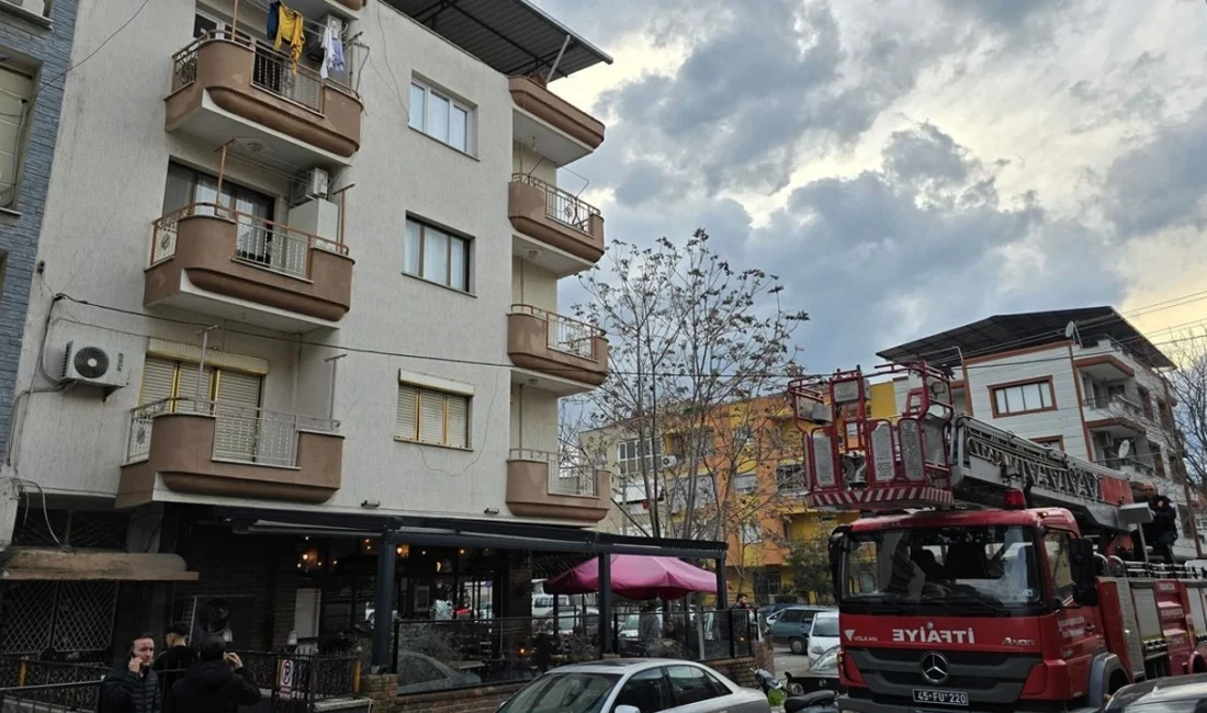 Turgutlu Şüpheli Ölüm Vakası: Sır Dolu Evde Dehşet! Turgutlu şüpheli ölüm haberi: Yılmaz Uğur evinde ölü bulundu, eşi