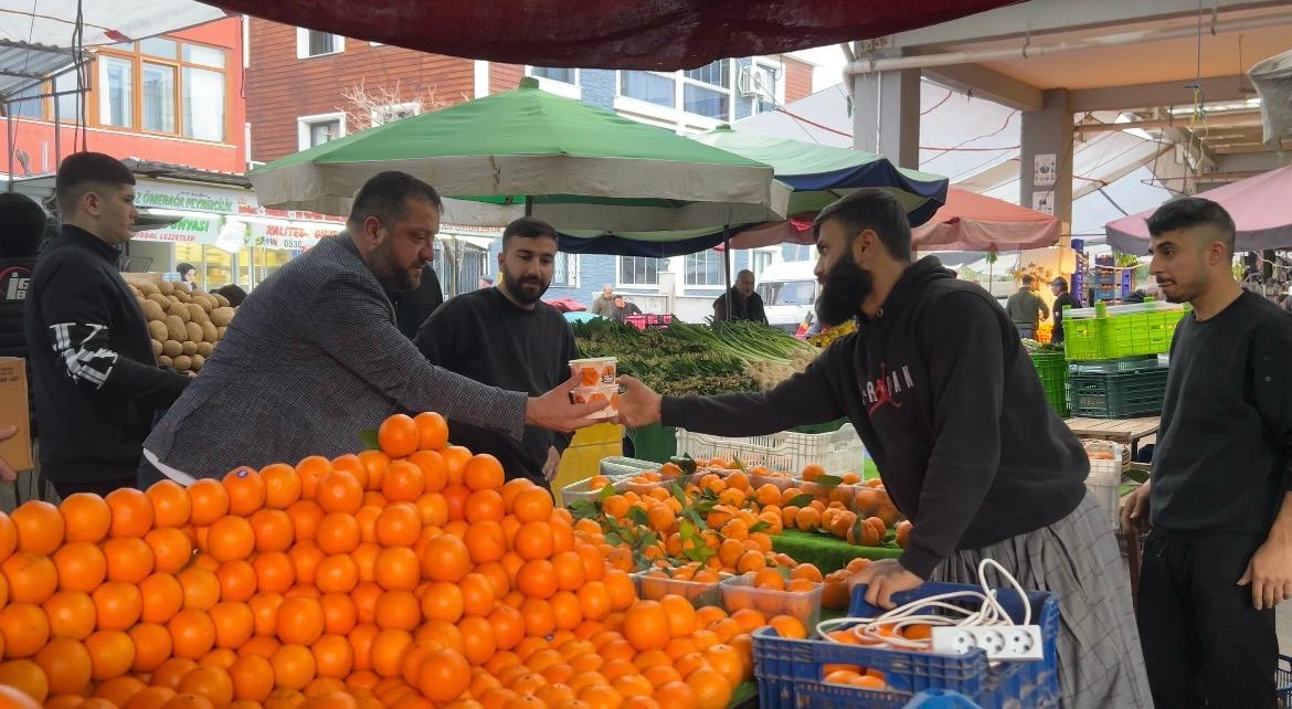 Pınarbaşı Esnaf Odası Başkanı Cezmi Çulhaoğlu soğuk kış günlerinde pazarcı