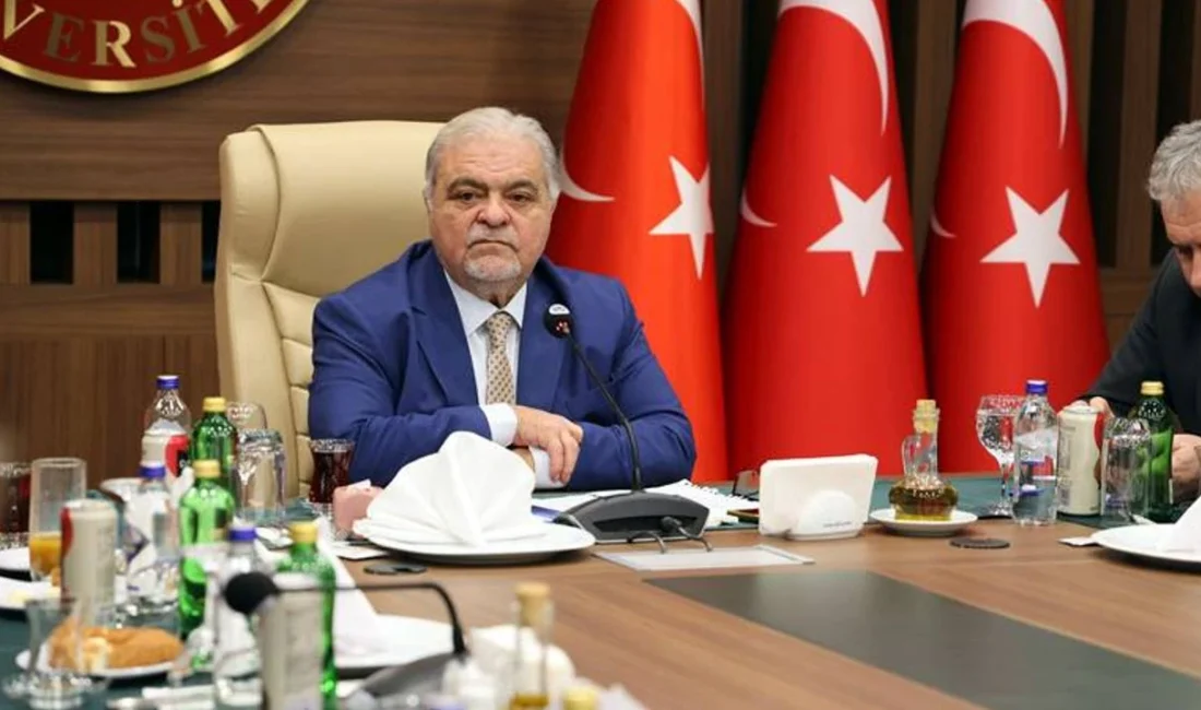 Ahmet Özal İstanbul Aydın Üniversitesi’nde küresel ekonomi ve enerji dengeleri