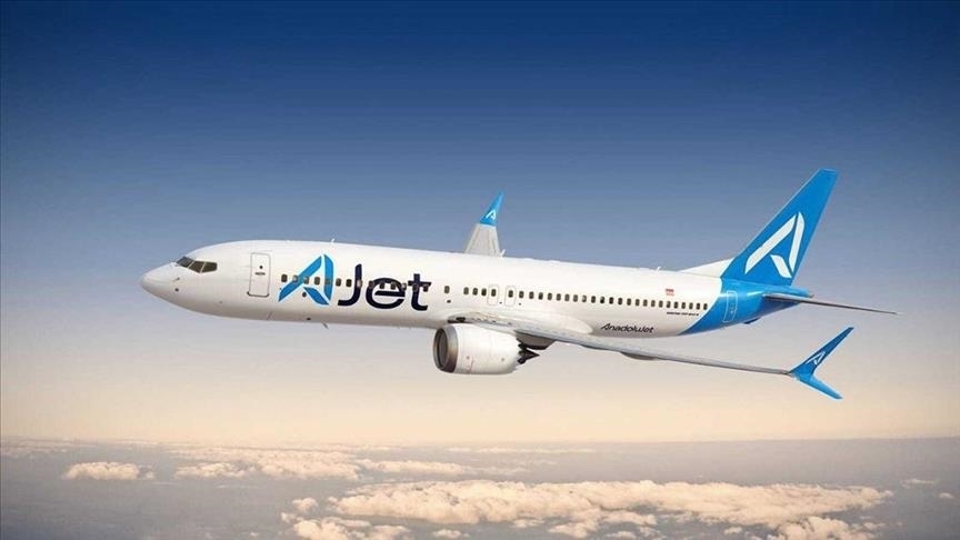 AJet'in İstanbul-Tahran seferini yapan uçağı, Kırşehir semalarında acil kod vererek