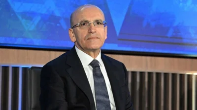 AK Parti kulislerinde Mehmet Şimşek'in ekonomi programı ve yüksek faiz