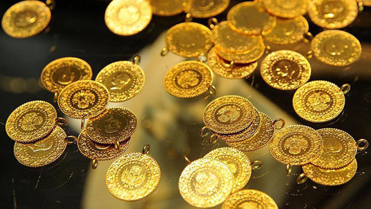 Altın ve gümüş fiyatları doların zayıflamasıyla yükseldi. Gram altın 7