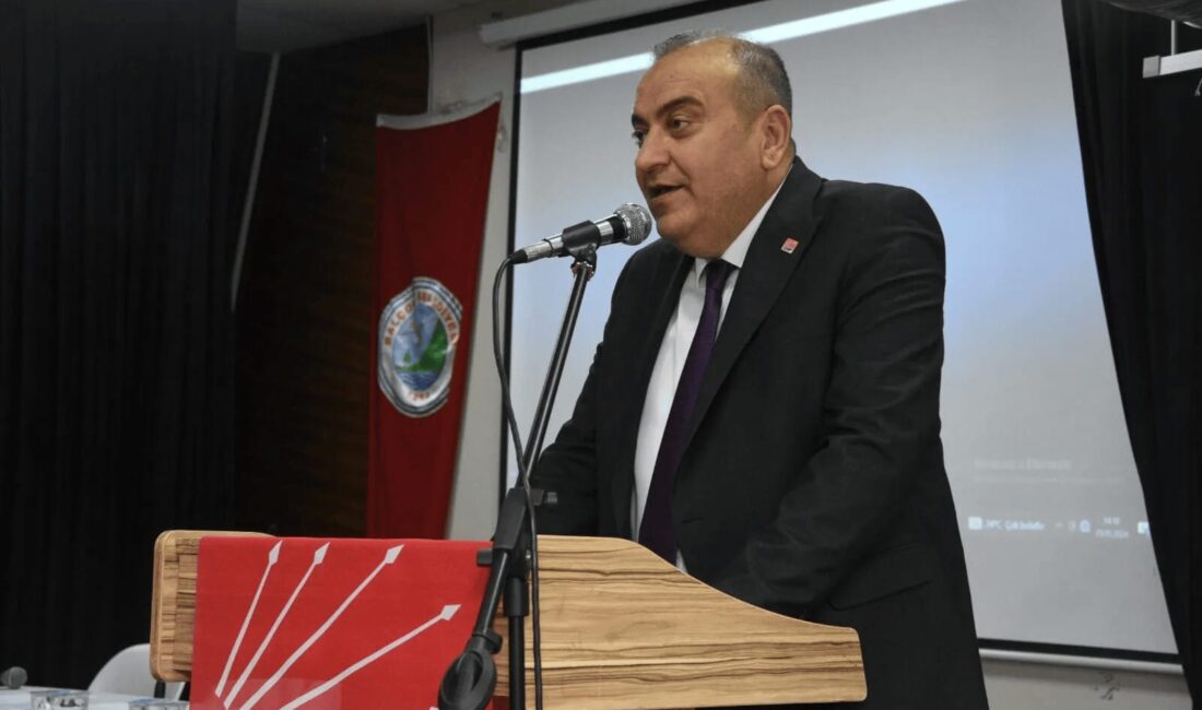 CHP Balçova Başkanı Aküzüm, AKP'li rakibine sert çıktı: "Asfaltı görmeden
