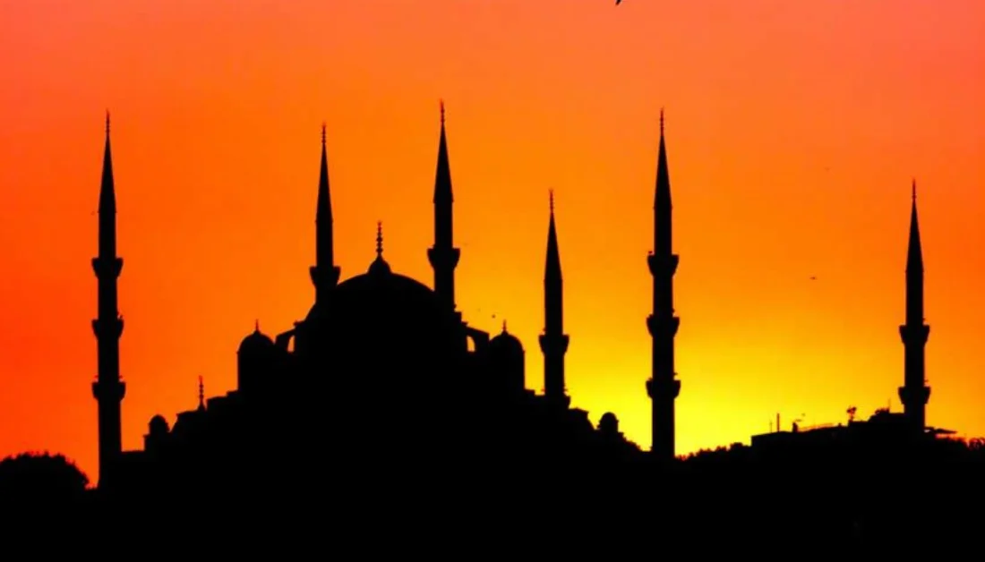Diyanet 2026 Berat Kandili tarihini duyurdu: Ramazan'ın müjdecisi bu özel