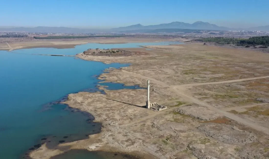 İzmir'de etkili olan sağanak yağışlara rağmen barajlardaki doluluk oranları geçen