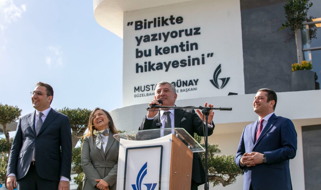 Güzelbahçe Belediyesi Siteler Mahallesi'nde Güzmar ve Güzbel Port’u açarak sosyal