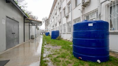 İzmir Büyükşehir Belediyesi binalarında yağmur suyu hasadı başlatarak su tasarrufunda