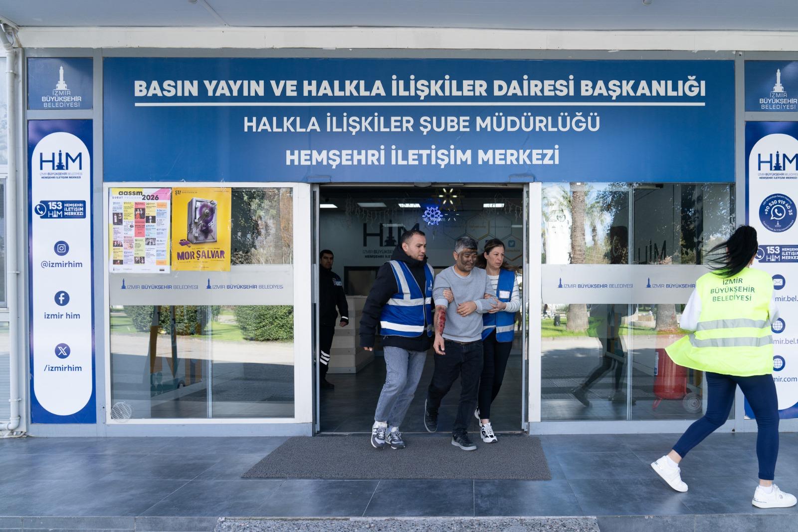 İzmir Büyükşehir Belediyesi, çalışanlarına deprem ve yangın anında doğru refleksi