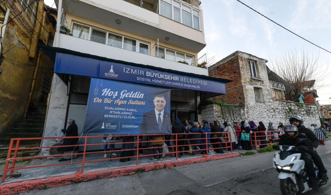 İzmir Büyükşehir Belediyesi, her gün 15 bin ihtiyaç sahibine ücretsiz