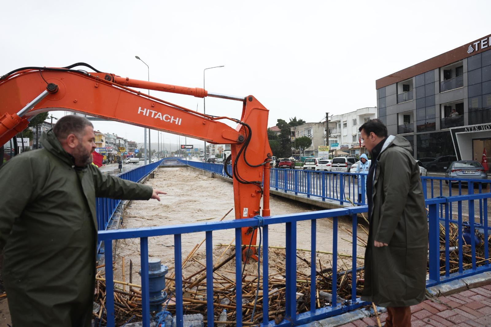 İzmir'de şubat ayı yağış ortalaması sadece 6 günde aşıldı. Ekipler