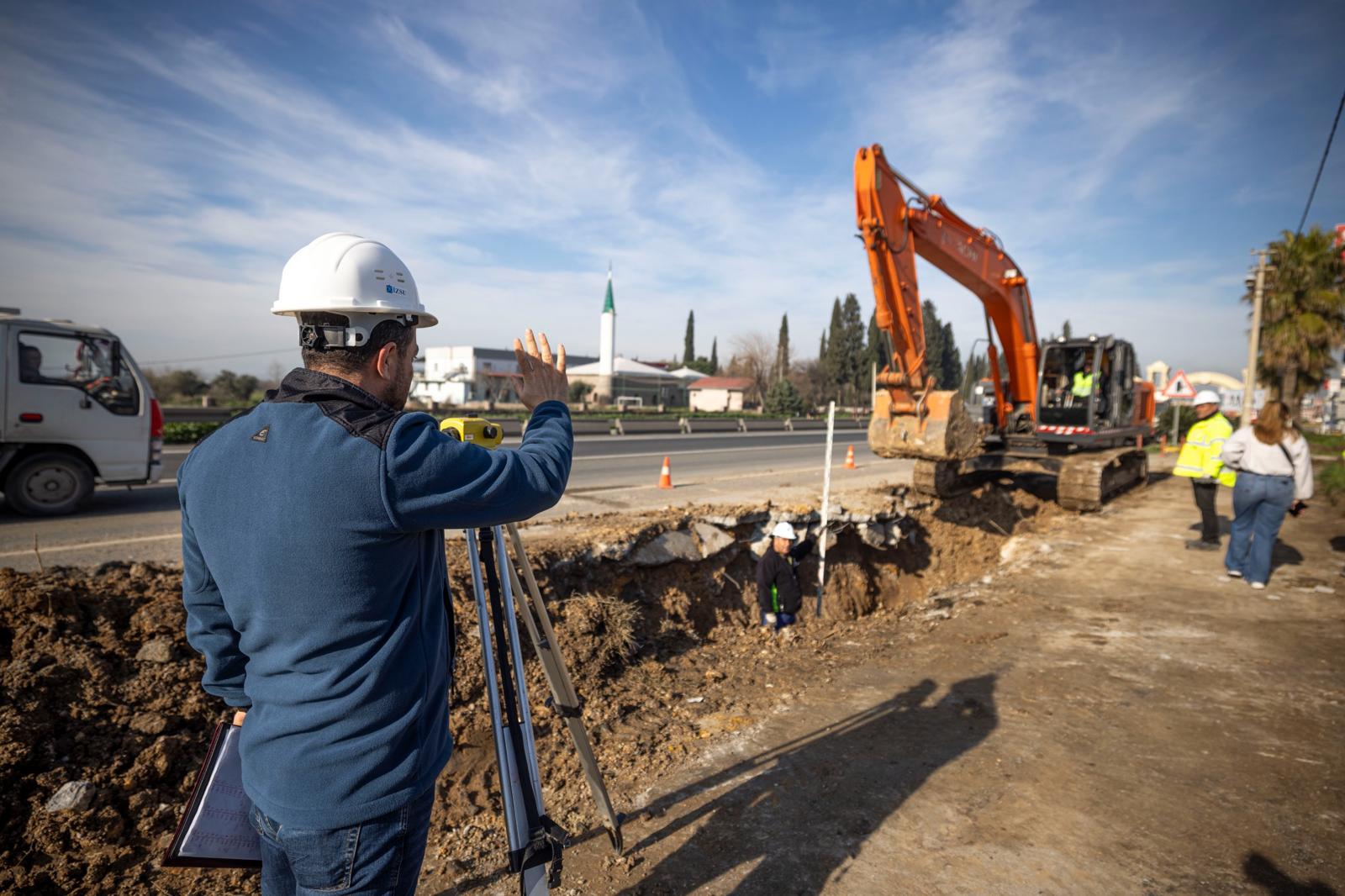 Menemen Türkelli’de 25 milyonluk yatırımla 1,1 kilometrelik yağmur suyu hattı