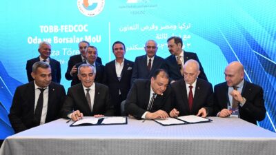 Akhisar ve Mısır iş dünyası Kahire'deki forumda buluştu; karşılıklı yatırım