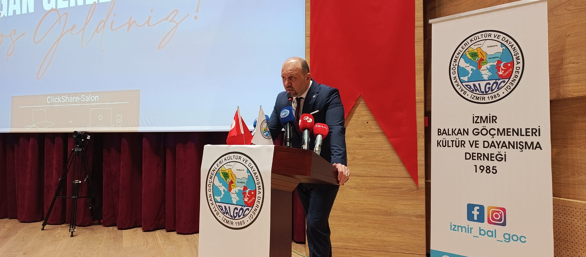 İzmir BAL-GÖÇ Başkanı Abdurrahim Nursoy, Bulgaristan'daki oy hakkı engellerine karşı