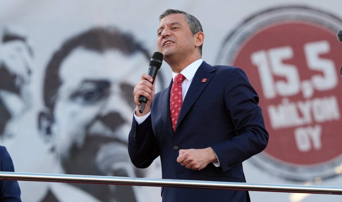 Özgür Özel, cumhurbaşkanı adayı kriterlerini sıraladı ve Mansur Yavaş ile