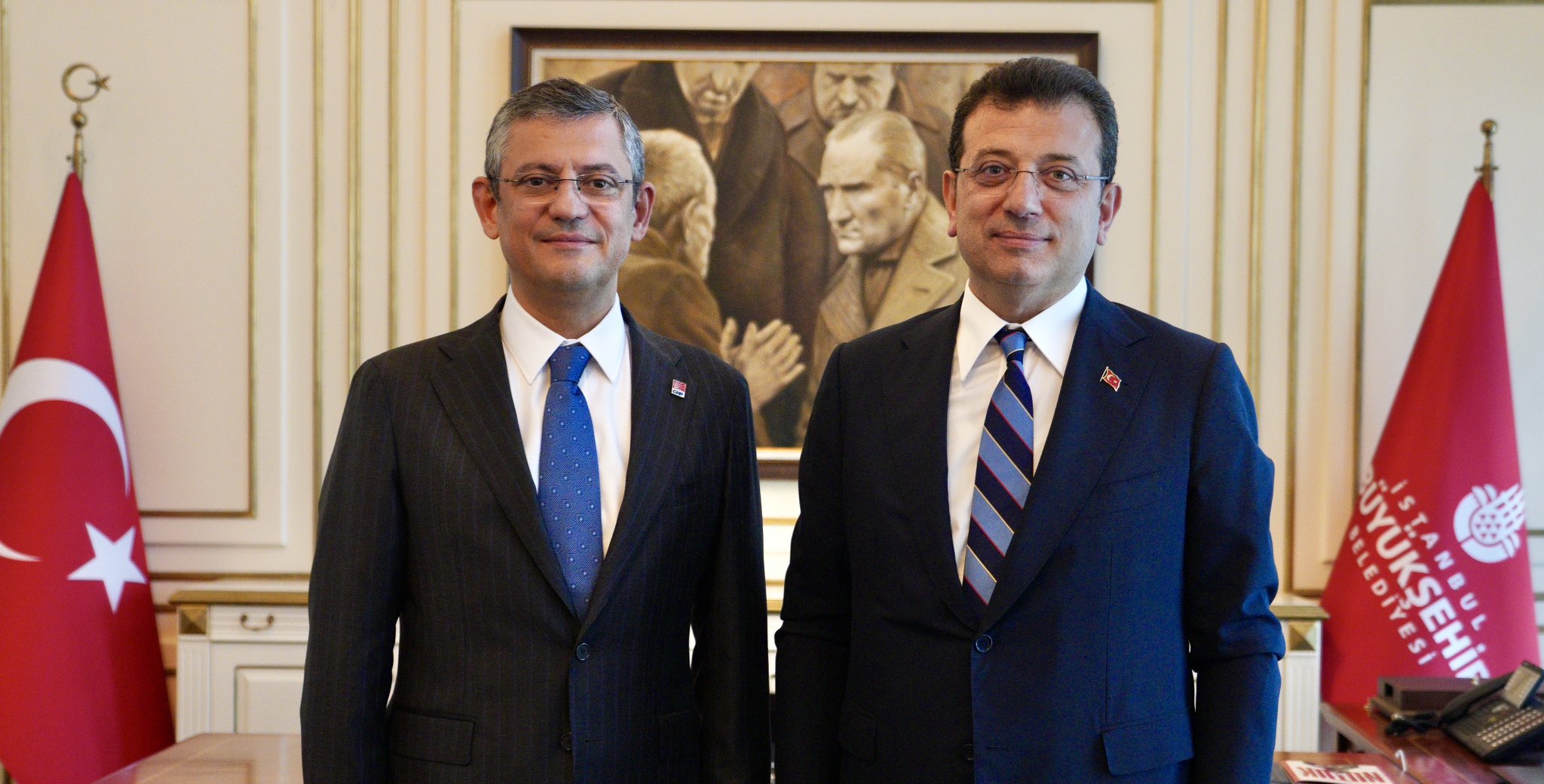 Özgür Özel, cumhurbaşkanı adayı Ekrem İmamoğlu'nu ziyaretin ardından Bakırköy'deki dev