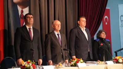 Seferihisar'da afet hazırlıkları masaya yatırıldı; SAK ekibinin AFAD başarısı toplantıya