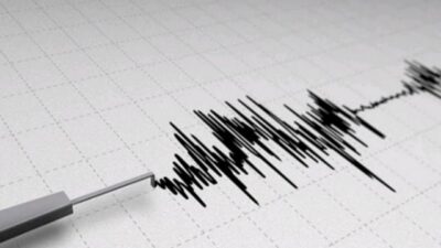 Balıkesir Sındırgı'da aynı dakika içinde 3.5, 4.1 ve 4 büyüklüğünde