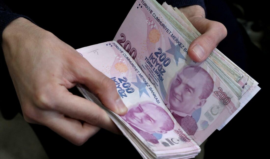 Bayram Mesai Ücretleri Belli Oldu: 2026’da Kim Kaç TL Alacak? 2026 yılı bayram mesai ücretleri ve hesaplama yöntemleri belli oldu.