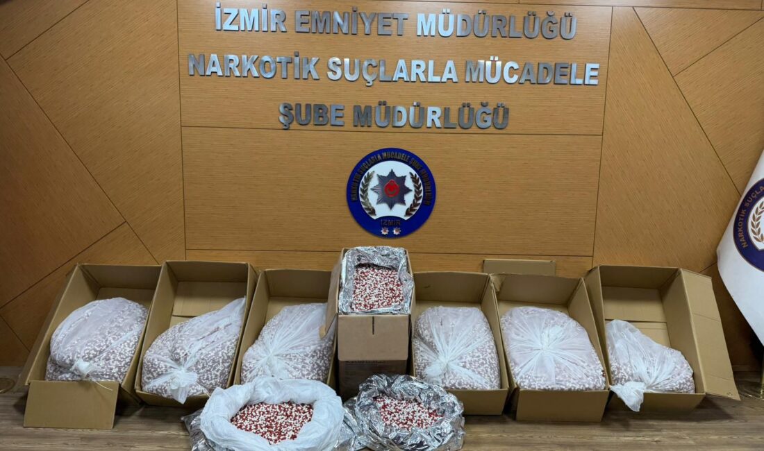 Buca’da Zehir Tacirlerine Darbe: 356 Bin Hap Ele Geçirildi Buca'da narkotik polisinin düzenlediği operasyonda 356 bin sentetik ecza ele
