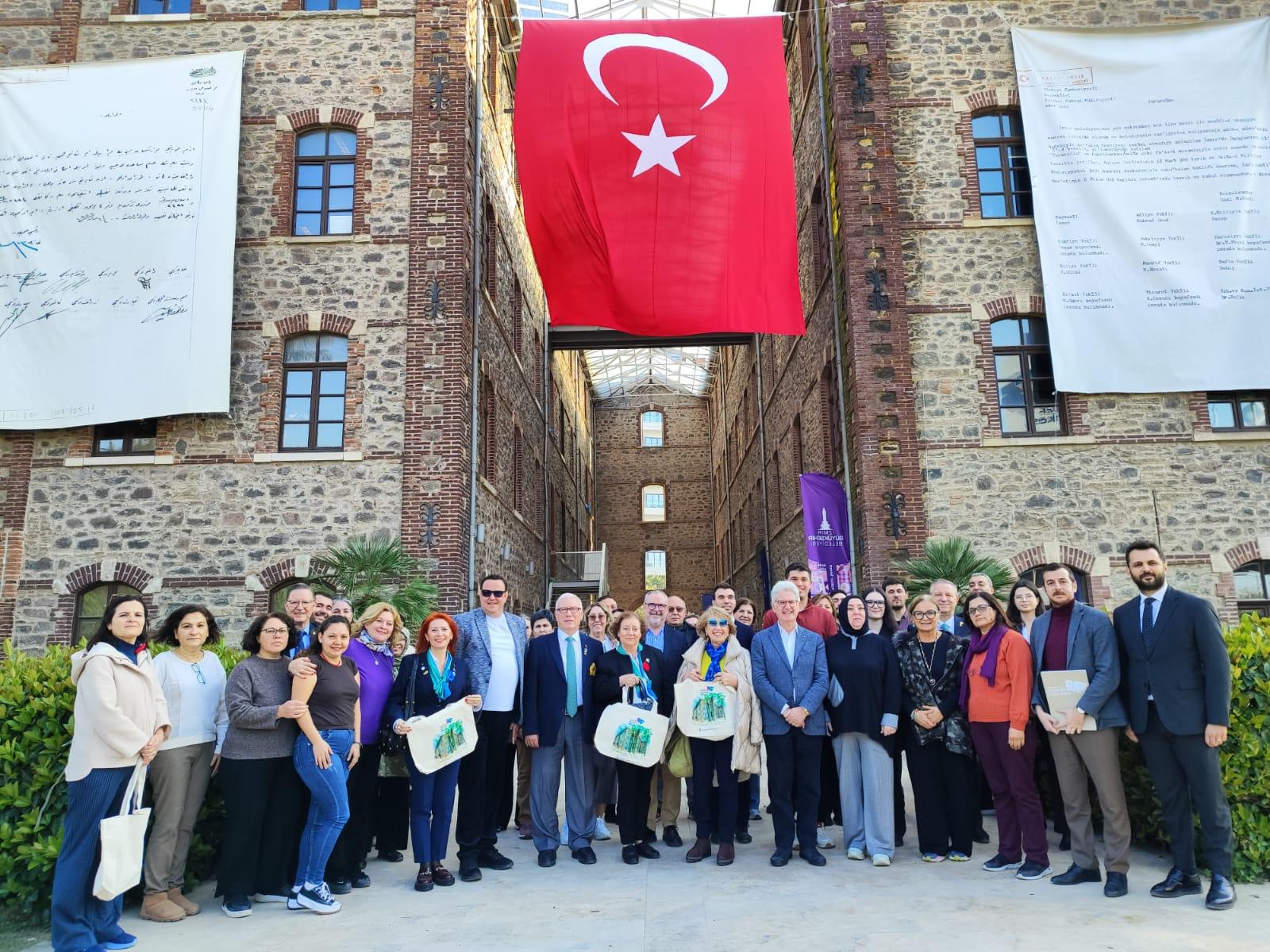 Altın İğne Projesi dünyayı hayran bıraktı
