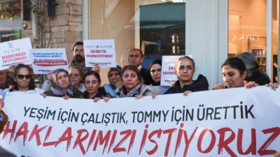 Atamay Tekstil işçileri tazminatları için Bornova'da dev marka önünde eylem