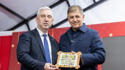 Bergama iftar sofrası, Dr. Cemil Tugay ve Prof. Dr. Tanju