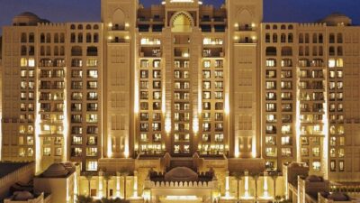 Dubai otel yorumları şoke etti! Roket isabet eden odaya "Hizmet