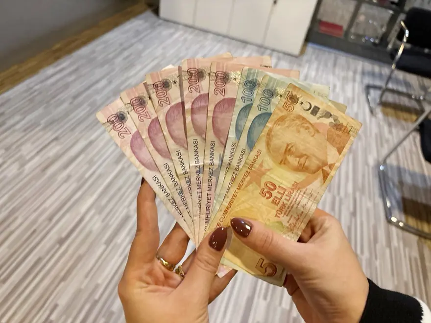 Emekli zam oranı Şubat ayı enflasyon verisiyle netleşti! İki aylık