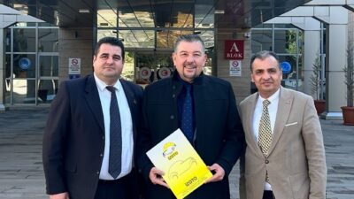 İZOTO Başkanı Ethem Hiçüşenmez Ticaret Bakanlığı'na harç itiraz dosyasını sundu!