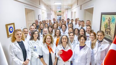 İzmir Sağlık Devrimi başladı! Eşrefpaşa Hastanesi, ücretsiz HPV aşısı, evde