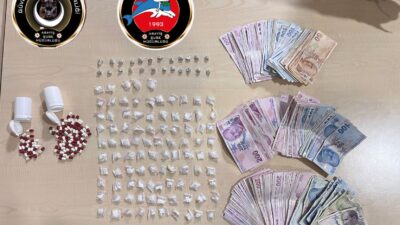 İzmir asayiş operasyonu bilançosu açıklandı! 84 tutuklama, binlerce uyuşturucu hap